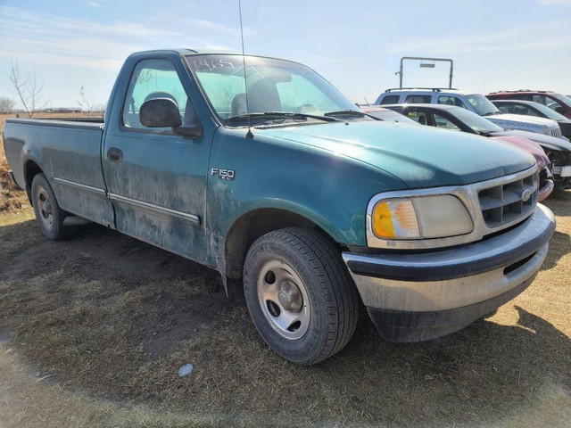 Parting out WRECKING: 1997 Ford F150 Half Ton  Parts in Other Parts & Accessories - Image 3