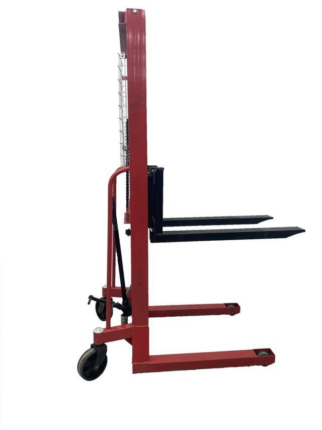 .Manual Walkie Pallet Stacker Hydraulic Stacker Forklift 2200 lbs Capacity 63inch Lift Height for Pallet Lifting#153162 in Other Business & Industrial in Toronto (GTA) - Image 3