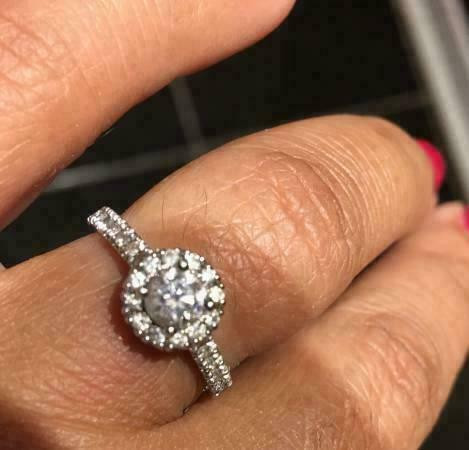 Natural Diamonds in White gold Engagement Ring (Size 6) with .31 Ct. Center Stone of Best Quality &amp; Official Certifi in Jewellery & Watches in Markham / York Region