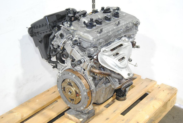2010-2011-2012-2013-2014-2015-2016 TOYOTA PRIUS ENGINE 1.8L 2ZR HYBRID in Engine & Engine Parts in Greater Montréal - Image 4