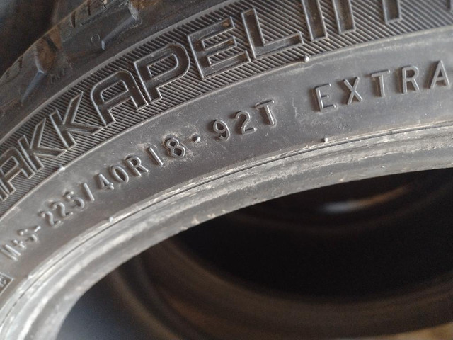 2 pneus d hiver 225/40r18 nokian en très bon état in Tires & Rims in Lévis - Image 2