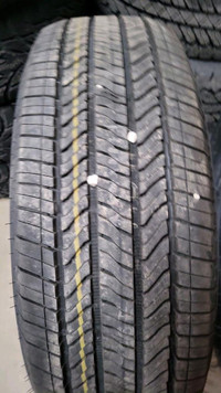 4 pneus d'été P255/65R18 111T Bridgestone Alenza A/S 02 19.0% d'usure, mesure 9-9-9-9/32