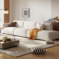 Crafts Design Trade 3 - Piece Upholstered Sectional