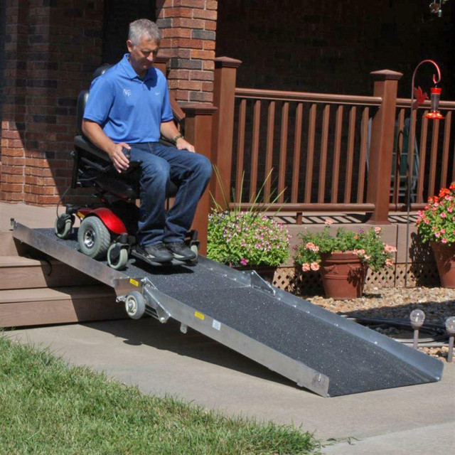 Wheel-A-Bout Ramp 12 foot 12&#39; Wheelchair Ramp in Health & Special Needs in Ontario - Image 2