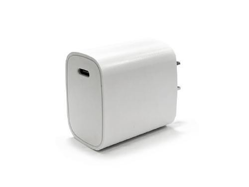 20W USB-C Fast Charging Wall Power Adapter - White in Cell Phone Accessories