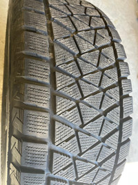 4 pneus dhiver P265/65R17 112R Bridgestone Blizzak DM-V2 43.5% dusure, mesure 6-8-8-7/32