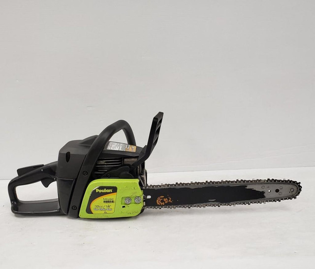 (53062-1) Poulan P3816 Chainsaw in Lawnmowers & Leaf Blowers in Alberta