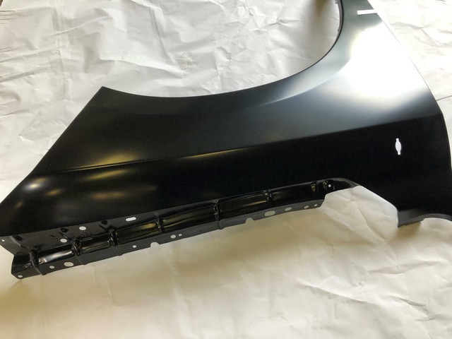 2009 - 2021 Ram 1500 2500 3500 front fenders BRAND NEW in Auto Body Parts in Guelph