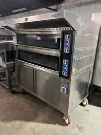 Cinelli bakery, pizza electric double deck oven and proofer for only $5995 cnd ! Can ship anywhere ! Priced to sell