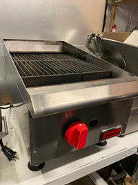 USED-Countertop Radiant Gas Char-Broiler with 1 Burner 43736