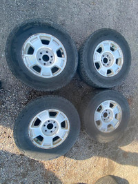 265/70R17Set of 4 rims and tires that  came off from a 2009 CHEVROLET AVALANCHE.
