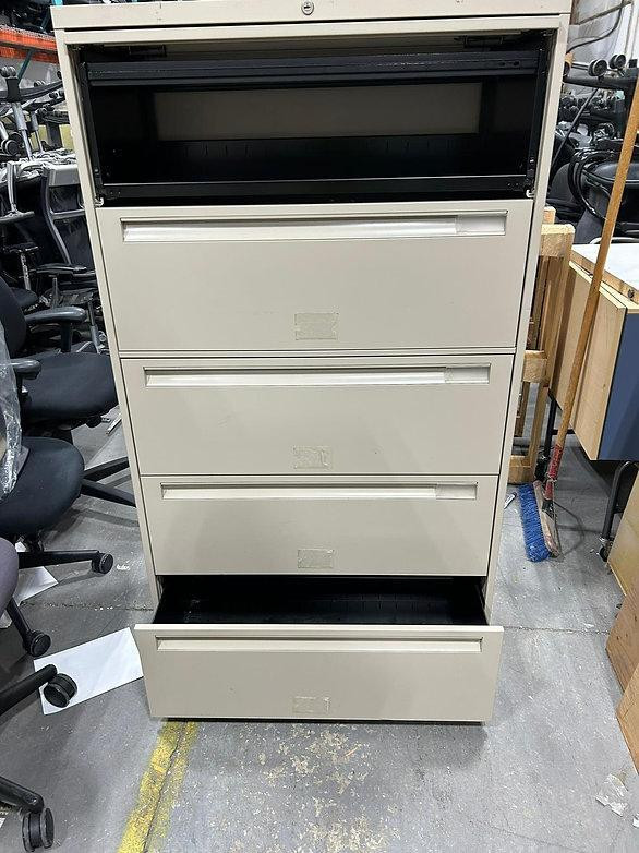 Steelcase 5 Drawer Filing Cabinet-Excellent Condition-Call us now! in Bookcases & Shelving Units in Toronto (GTA) - Image 3