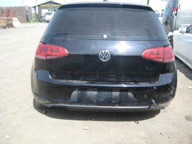 2015 2016 Volkswagen Golf Automatic pour piece # for parts # part out in Auto Body Parts in Québec - Image 4