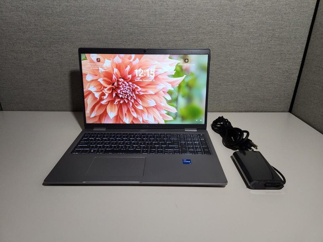 Dell Latitude 5520 - i7 11th Gen - 32Gb RAM - 512Gb SSD - 1 Year Warranty - Free Shipping across Canada in Laptops