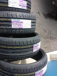 BRAND NEW WITH LABELS ULTRA HIGH PERFORMANCE TOYO EXTENSA  W RATED  225 / 30 / 20 ALL SEASON TIRE SET OF FOUR.