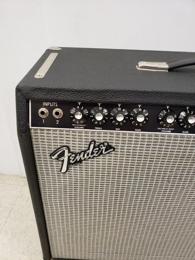 (I-34224) Fender Twin Reverb II Guitar Amp in Amps & Pedals in Alberta - Image 2