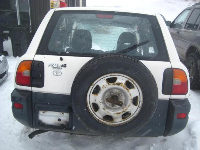 1999 Toyota Rav4 Automatic pour piece # for parts # part out in Auto Body Parts in Québec - Image 2