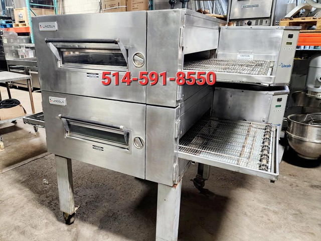 Lincoln Conveyor Pizza Oven / Four a Pizza Convoyeur   / HIGH VOLUME / HAUTE VOLUME in Industrial Kitchen Supplies - Image 3