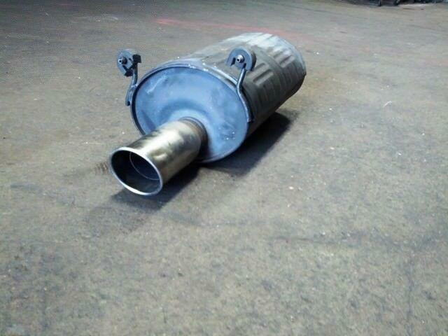 JAPANESE HONDA ACURA DC5 RSX INTEGRA TYPE-R OEM MUFFLER 2002+ in Other Parts & Accessories in City of Montréal