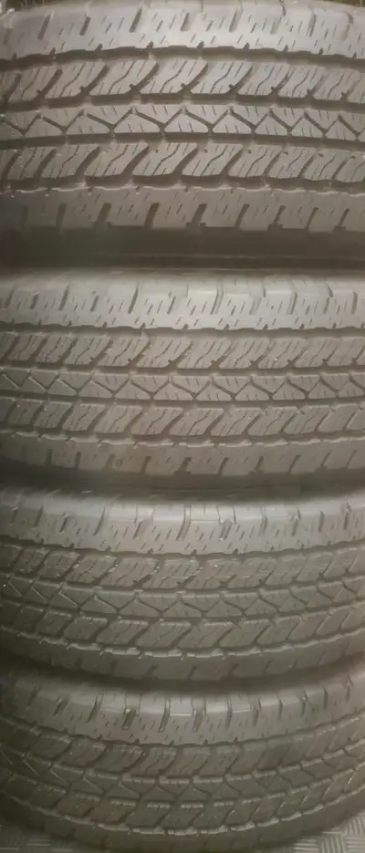 (Z446) 4 Pneus Ete - 4 Summer Tires 245-75-17 Bridgestone 9/32 - COMME NEUF / LIKE NEW