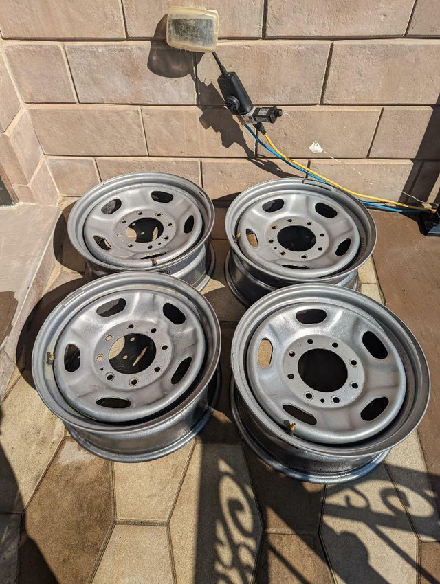 BRAND NEW TAKE OFF  FORD F250 / 350 FACTORY OEM  17  INCH  STEEL  WHEEL SET OF FOUR     WITH  SENSORS. NO CAPS in Tires & Rims in Ontario