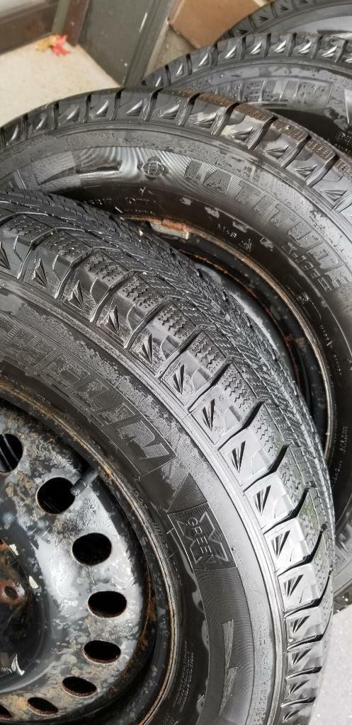 MAZDA CX9  HIGH PERFORMANCE  MICHELIN      WINTER       TIRES 245 /   65  / 17  ON  STEEL RIMS in Tires & Rims in Ontario - Image 2