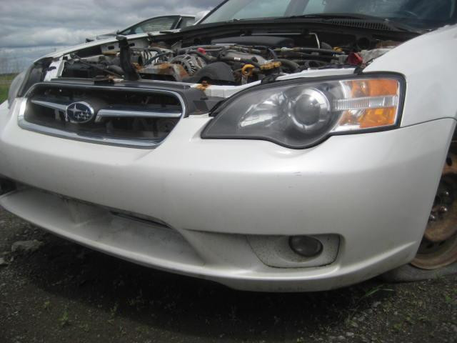 2005-2006 Subaru Legacy 2.5L automatic pour piece # for parts # part out in Auto Body Parts in Québec - Image 2