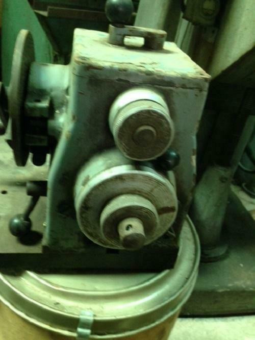 Indexible  head, 4-1/2 centre height, used on Milling machine in Other Business & Industrial in Ontario - Image 2