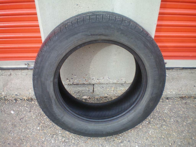 1 Michelin Defender T & H All Season Tire * 205 60R16 92H * $.00 * M+S / All Season  Tire ( used tire / is not on a ri in Tires & Rims in Edmonton Area