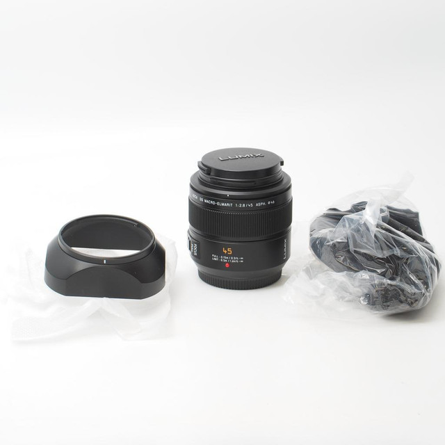 *Open Box* Panasonic Leica DG MACRO-ELMARIT 45mm/F2.8 Lens for Micro Four Thirds (ID - 2018) in Cameras & Camcorders - Image 2