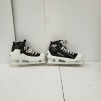 (11536-2) Bauer One 75 Skates Size 4