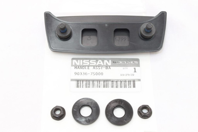 Nissan Armada 2005-2015 Pathfinder 2005-2012 QX56 2004-2010 Rear Tailgate Window Handle in Auto Body Parts - Image 2