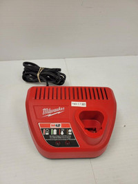 (50386-1) Milwaukee 48-59-2401 Battery Charger