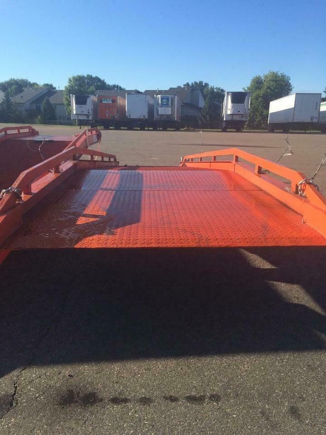 NEW MOBILE LOADING RAMP DOCK PORTABLE YARD FORKLIFT 22000 LBS 50000 LBS in Other Business & Industrial in Regina - Image 3