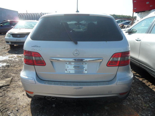 2010-2011 MERCEDES B200 2.0T TURBO AUTOMATIC # POUR PIECES#FOR PARTS#PART OUT in Auto Body Parts in Québec - Image 4