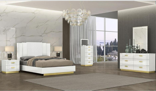 Floor Model Clearance !! White and Gold Bedroom Set on Sale !! in Beds & Mattresses in Mississauga / Peel Region