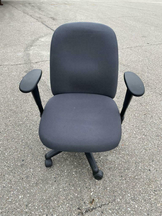Hart Task Chair in Excellent Condition-Call us now! in Chairs & Recliners in Toronto (GTA)