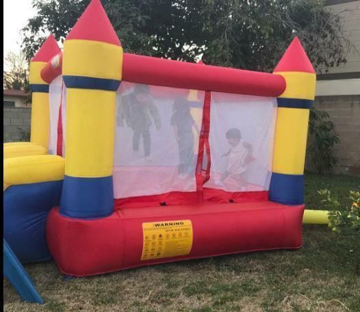 NEW COMMERCIAL GRADE BOUNCY CASTLE DUAL SLIDE 6008 in Other in Manitoba - Image 4