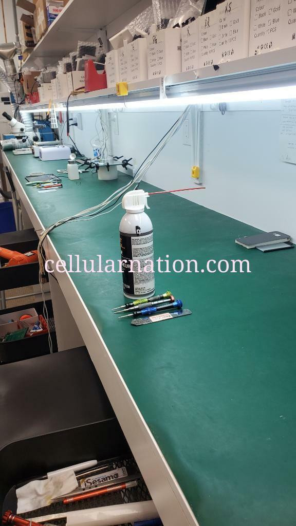 ( Samsung A70 A50 A20 A10 screen repair ) Original screen, battery , NOTE10+ NOTE9 NOTE8 S20 S20ULTRA S20+  S10 S9 S8 S7 in Cell Phone Services in Toronto (GTA) - Image 2