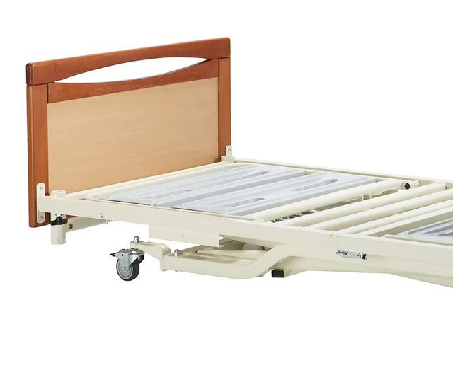 Euro 3002 Hospital Bed (Made in France) in Health & Special Needs - Image 3