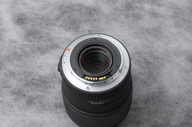 Sigma 105mm f/2.8 Macro EX DG HSM For Canon Lens (ID: 1632) f2.8 in Cameras & Camcorders - Image 4