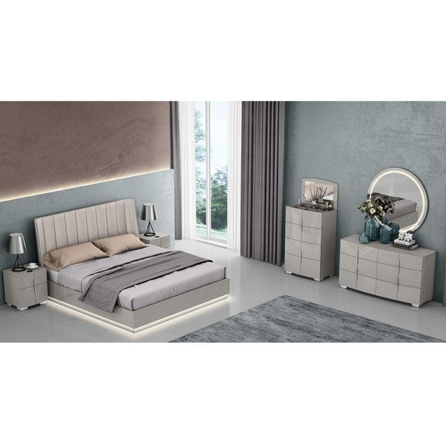 Modern Bedroom Set With Led Light!!Upto 60%OFF dans Lits et matelas  à Région de Mississauga/Peel - Image 3