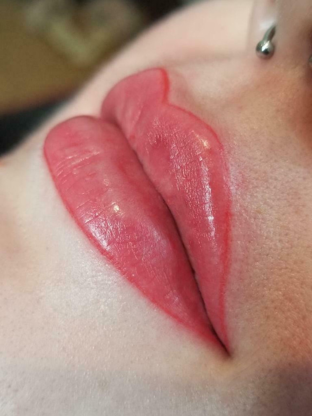 lipstick, lip tattoo, lip shading, lip pigmentation, phicontour, phi lips, permanent makeup, permanent lipstick, makeup in Health & Special Needs in Toronto (GTA) - Image 3