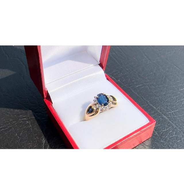 #413 - 10kt Yellow Gold, Sapphire &amp; Diamond “Heart” Ring, Size 9 1/4 in Jewellery & Watches