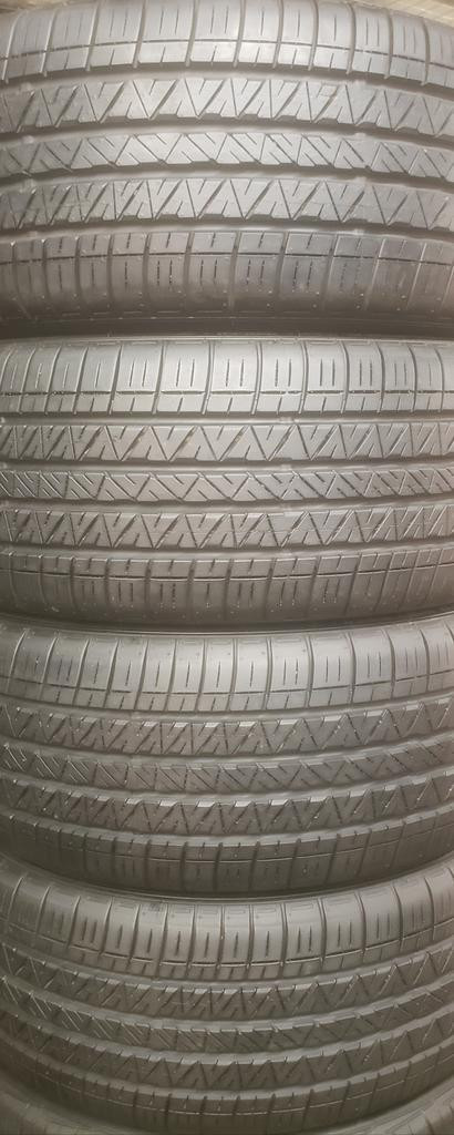 (T23) 4 Pneus Ete - 4 Summer Tires 225-50-18 Dunlop 9/32 - PRESQUE NEUF / ALMOST NEW in Tires & Rims in Greater Montréal