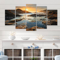 Dovecove Beach Photo Surf And - Landscapes Metal Wall Art Set
