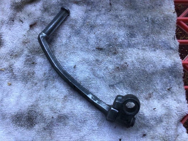 1981-1992 Yamaha YZ60 YZ80 Kicker Kick Start Lever Arm in Motorcycle Parts & Accessories in Ontario - Image 2