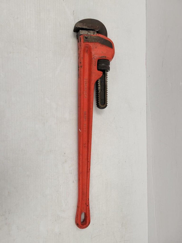 (I-33200) Ridgid 24 Pipe Wrench in Hand Tools in Alberta