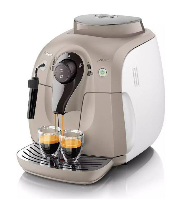 Espresso Automatic Coffee Machine Saeco Xsmall Series HD8645/67 - BEIGE - RECERTIFIED - WE SHIP EVERYWHERE IN CANADA ! in Coffee Makers