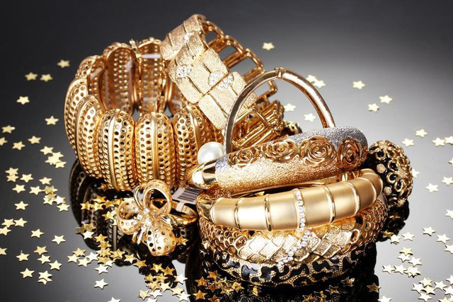 We BUY Gold, Silver, Diamond Jewelry, Watches, We BUY Sterling Flatware, We LOAN Against Gold, CASH For Gold, Gold BUYER in Jewellery & Watches in St. Catharines